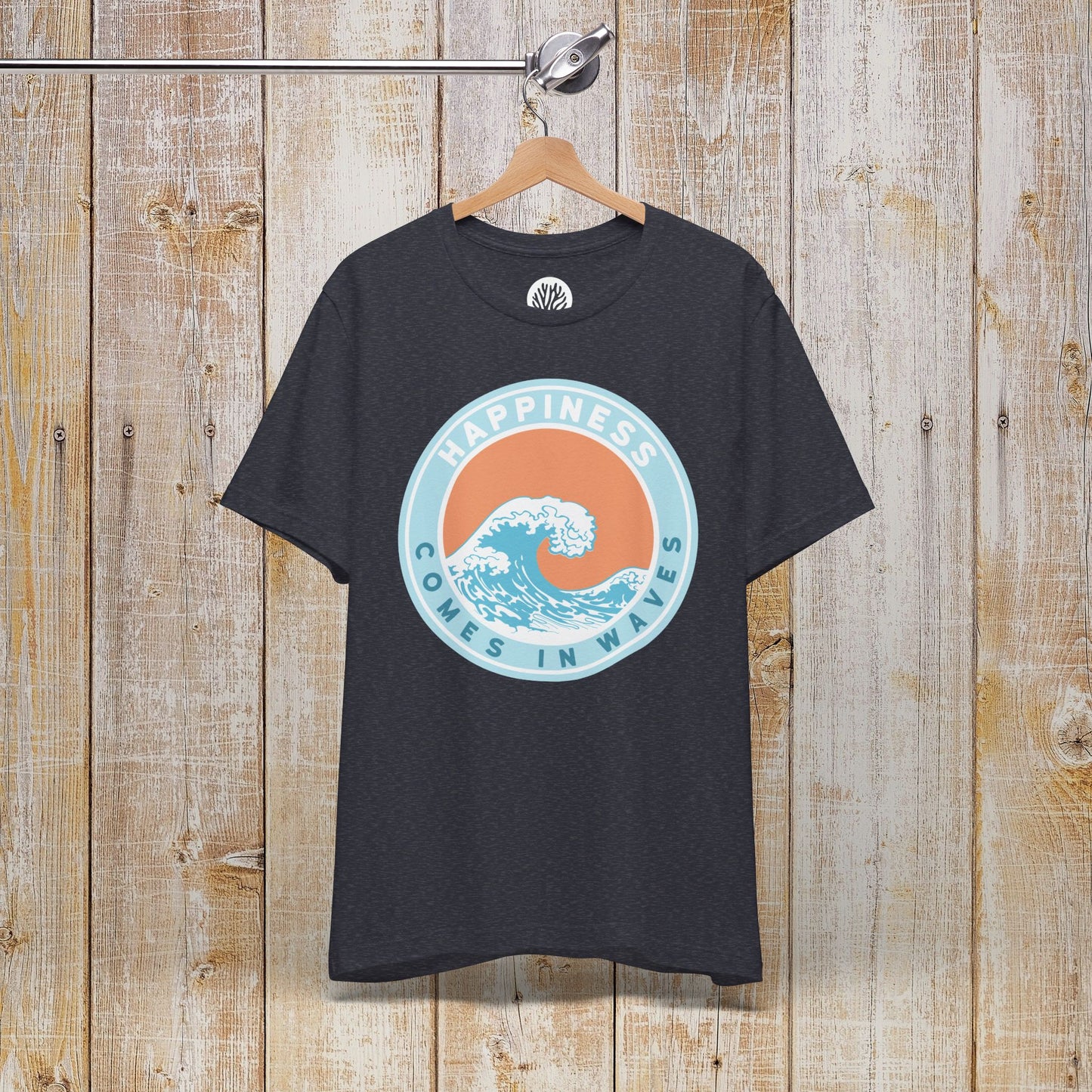 Surfer Shirt "Happiness comes in Waves"