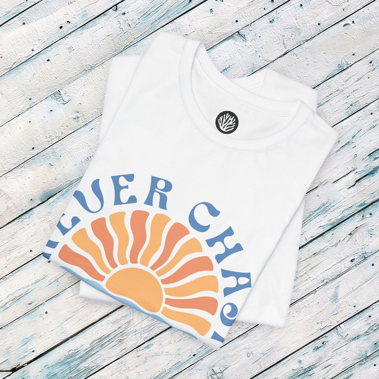 Surfer Shirt "Chasing Sunsets" | Relaxed Summer Vibe | Unisex Casual Wear, Beach Flat Art