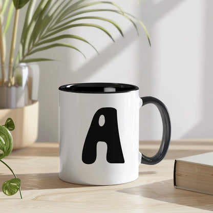 Personalisierte Tasse "Mare" mit Initiale - Stilvolles Design in Schwarz-Weiß