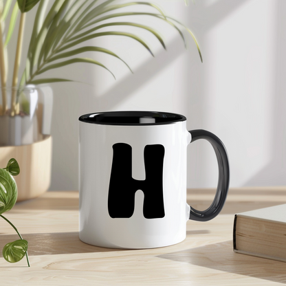 Personalisierte Tasse "Mare" mit Initiale - Stilvolles Design in Schwarz-Weiß