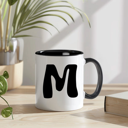 Personalisierte Tasse "Mare" mit Initiale - Stilvolles Design in Schwarz-Weiß