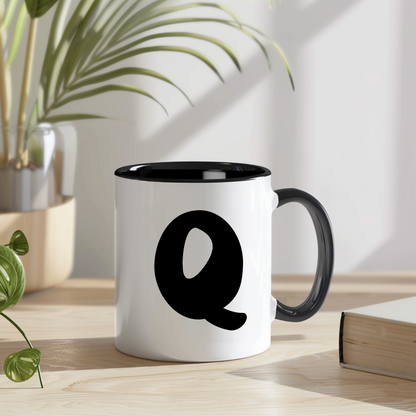 Personalisierte Tasse "Mare" mit Initiale - Stilvolles Design in Schwarz-Weiß